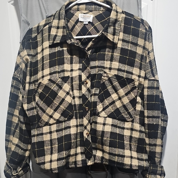 Ci Sono Tops - Ci Sono Black and Cream Cropped Plaid‎ Top